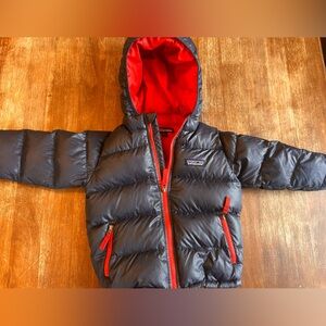 Patagonia Hi-Loft Down Sweater Hoody 3T | Neo Navy | Retail $129